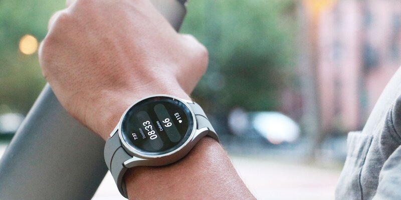 Galaxy watch 7 фото Новые смарт-часы Samsung Galaxy Watch7 и Watch Ultra получат 3-нм чип Exynos Дзе