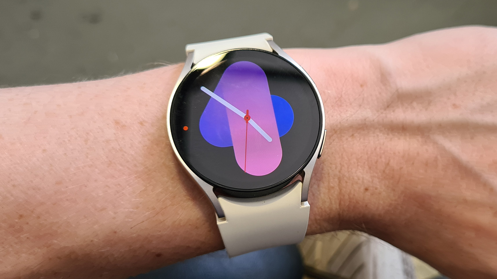 Galaxy watch 7 фото Galaxy watch 7 сравнение