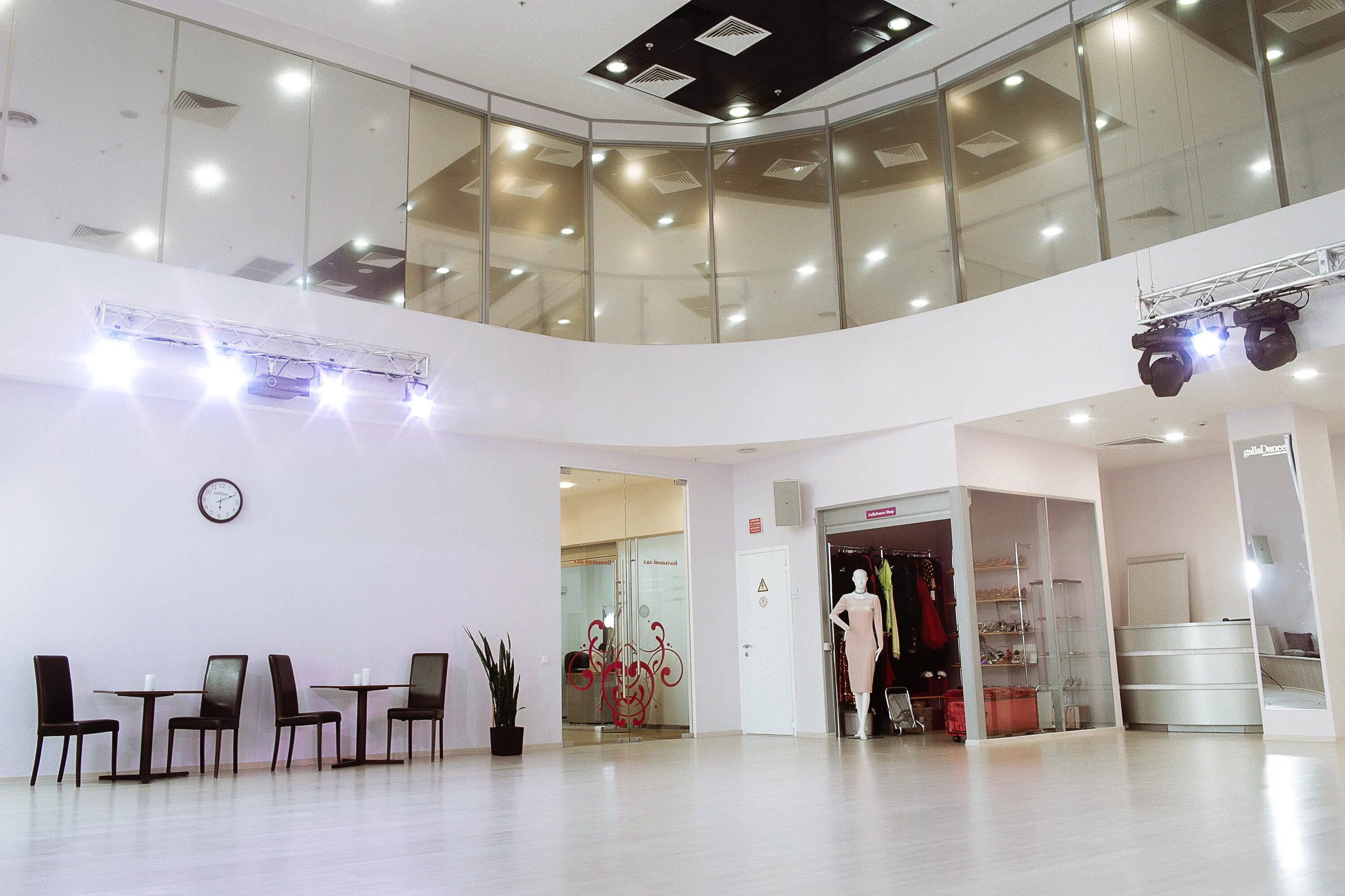 Galla dance ул ленина 60 пермь фото Отзывы о "Galla Dance", Пермь, улица Ленина, 60 - Яндекс Карты