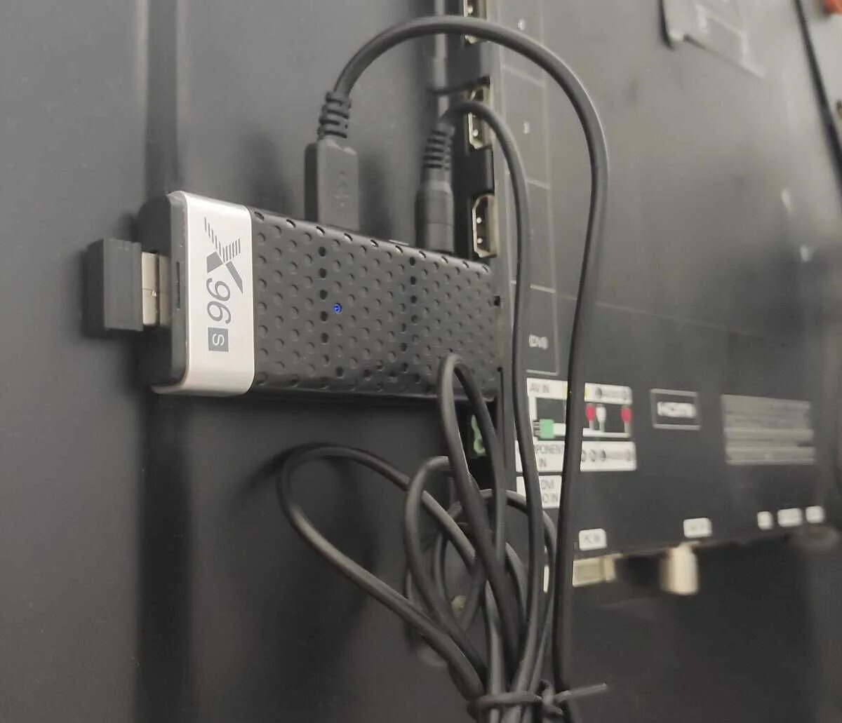 Game stick lite как подключить к телевизору Мощная приставка тв для просмотра TB через интернет Н96Мах: 13 000 тг. - CD / DV