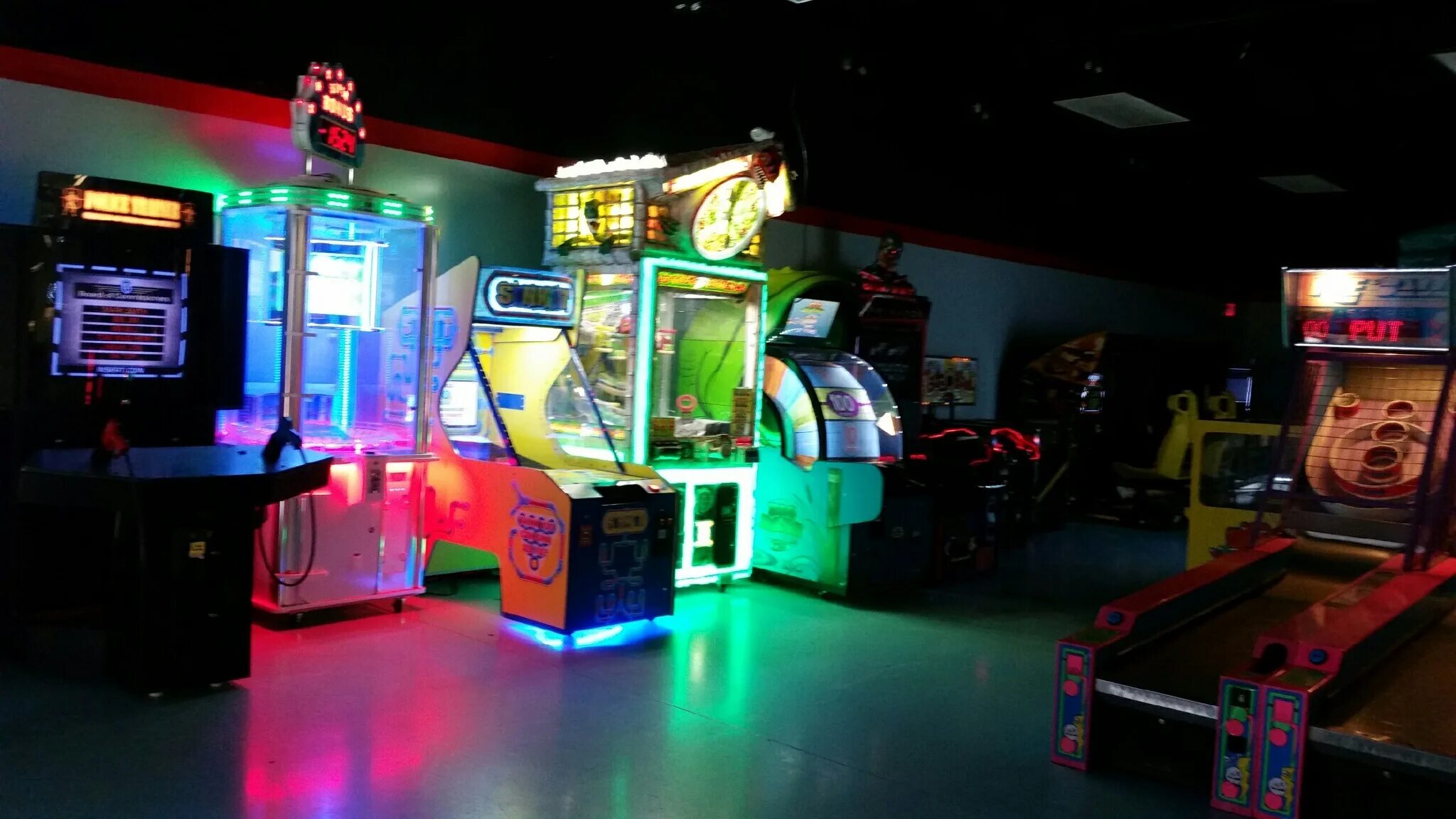 Game zone пушкинская ул 70а фото Game Zone - Rainbow Skateland