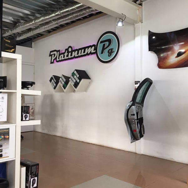 Garage просп гагарина 1 фото Platinum garage - Округ № 75 - 22 tips from 181 visitors