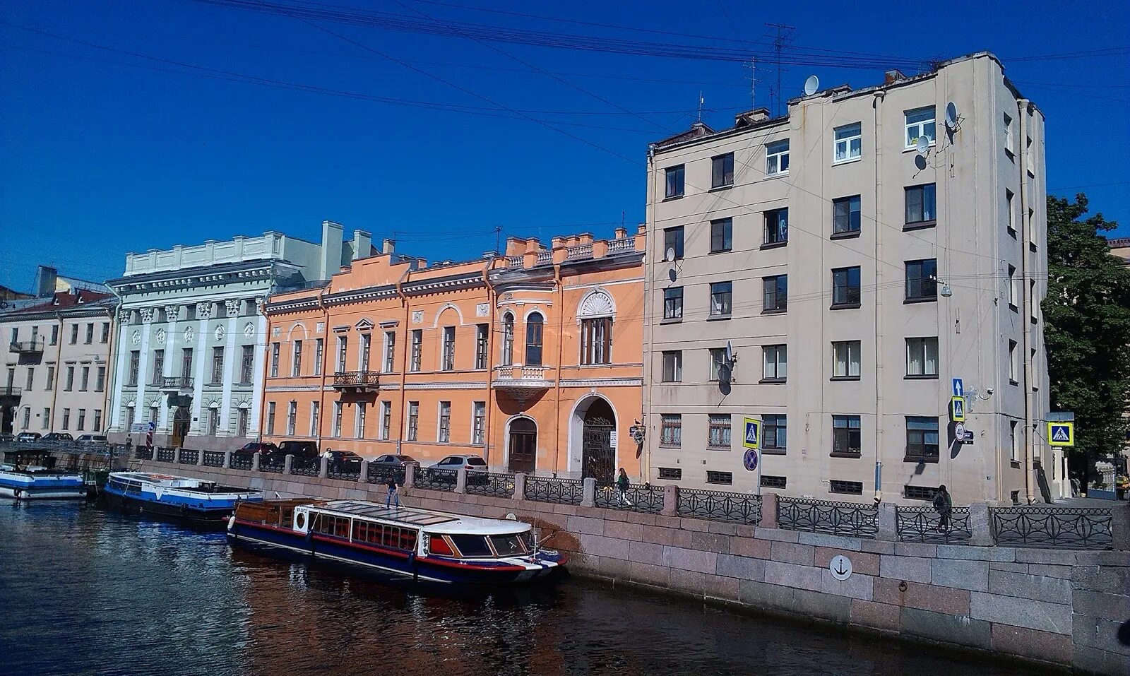 Garageest 2016 наб реки мойки 55 фото Гуляя по Петербургу: На Мойке