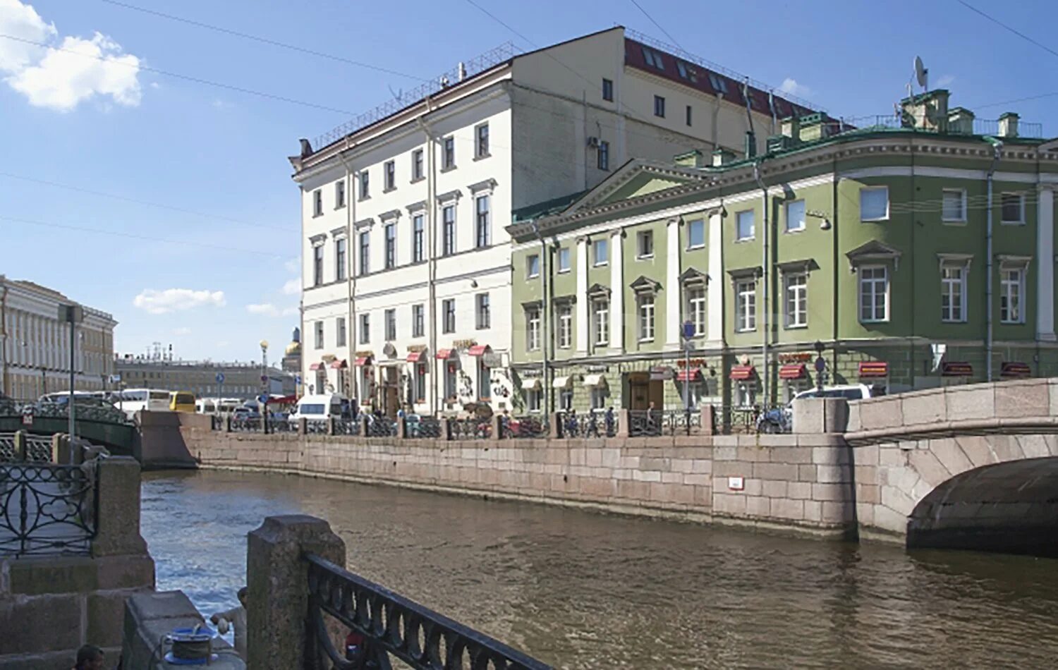 Garageest 2016 наб реки мойки 55 фото Бизнес-центр "Мойка 37", наб. р. Мойки д. 37, лит. А