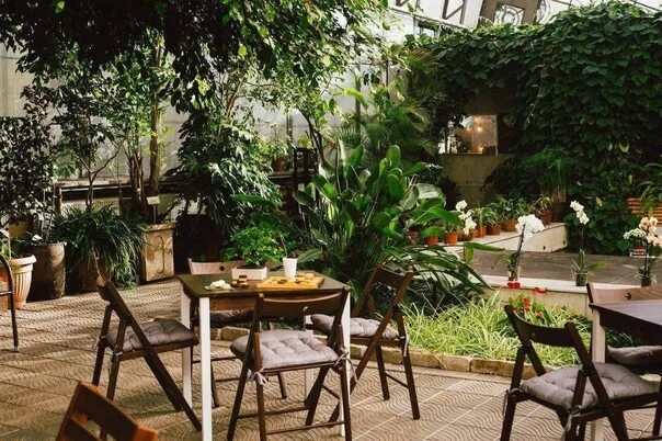 Garden cafe ул максима горького 39 фото Атмосферное кафе в оранжерее Таврического сада Адрес: ул. Потёмкинская, 2 2023 Э