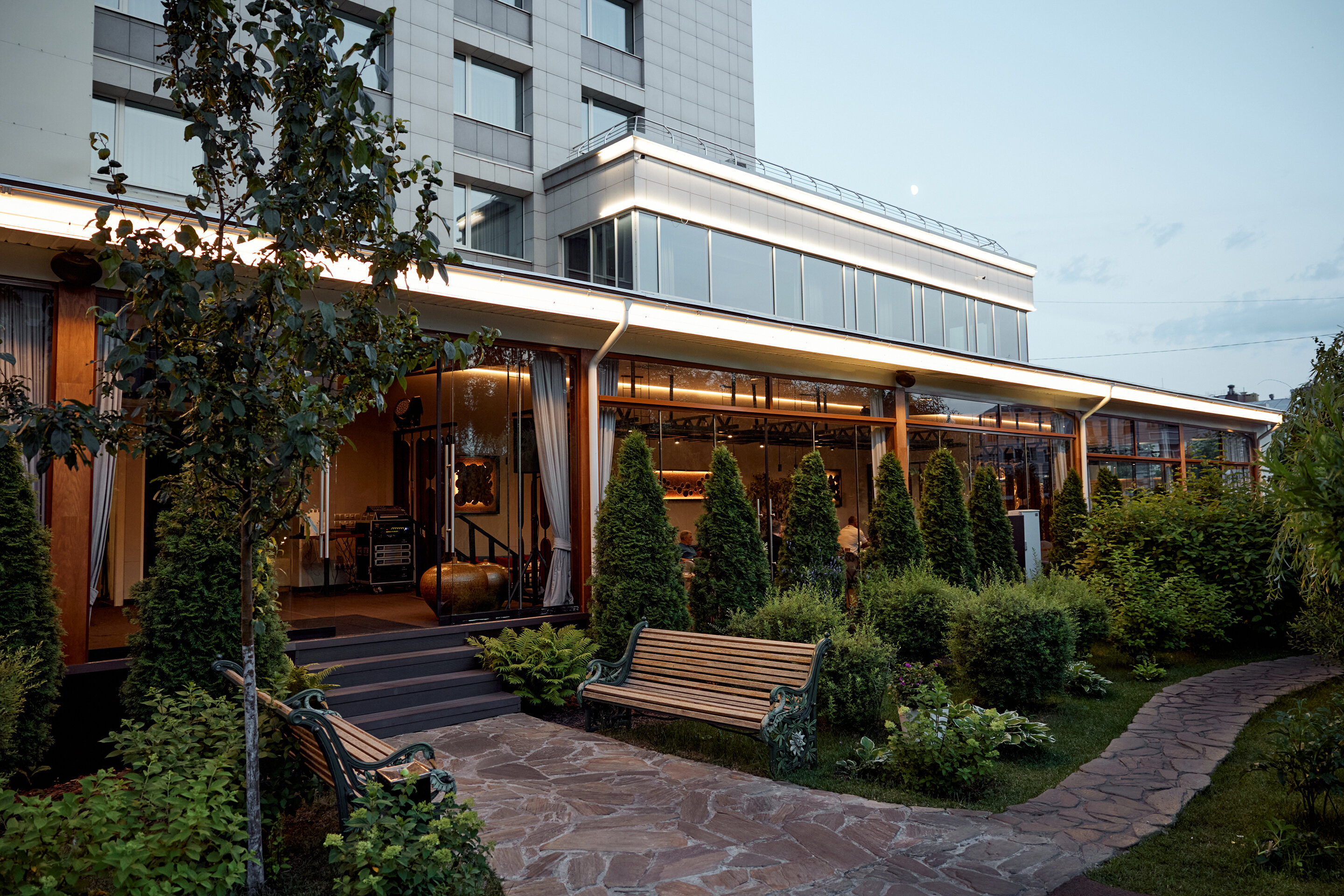 Garden право булачная ул 49 казань фото Фото: Terrace, ресторан, Право-Булачная ул., 49, Казань - Яндекс Карты