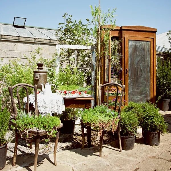 Gardenia shevardnadze тбилиси квартал лоткини фото Gardenia Shevardnadze - Seasons