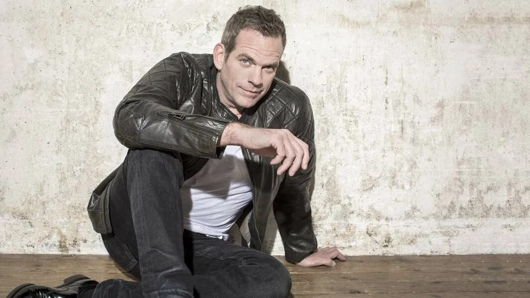 Garou певец фото Хочу создать личный Нотр-Дам" Статьи Известия