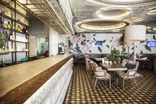 Garum мичуринский просп 16 фото Интерьер ресторана - Picture of VASILCHUKI Chaihona № 1, Moscow - Tripadvisor