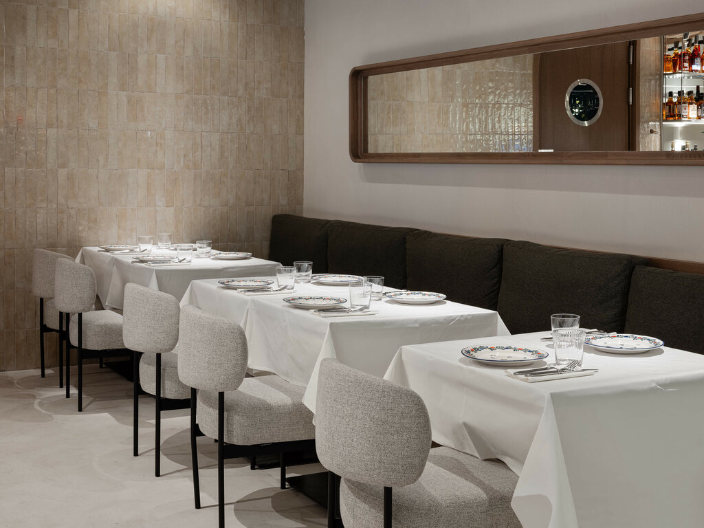 Gaston просп ленина 82 фото Gaston, restaurant, Murmansk, Lenina Avenue, 82 - Yandex Maps