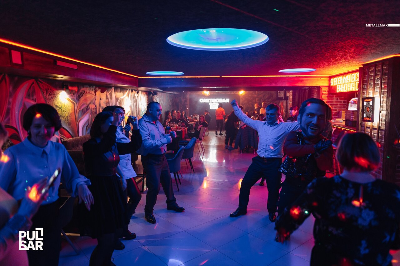 Gastrobar 13 восточная ул 15а фото Foto: Gastrobar 13, chilim-bar, Orenburg, Vostochnaya ulitsa, 15А - Yandex Maps