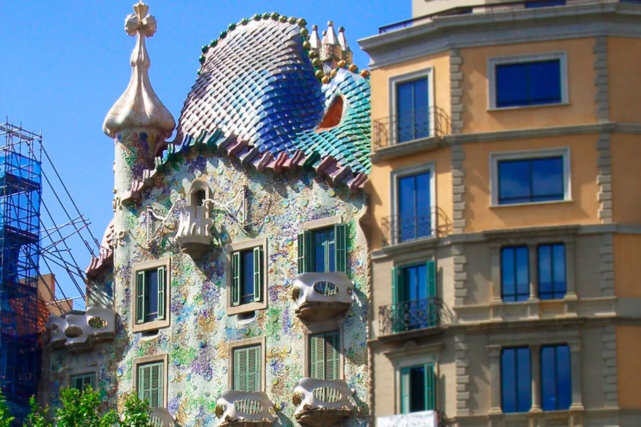 Gaudi ул мира 6а фото ▶ Hotel Ramblas Barcelona - Central hotel in Barcelona La Rambla