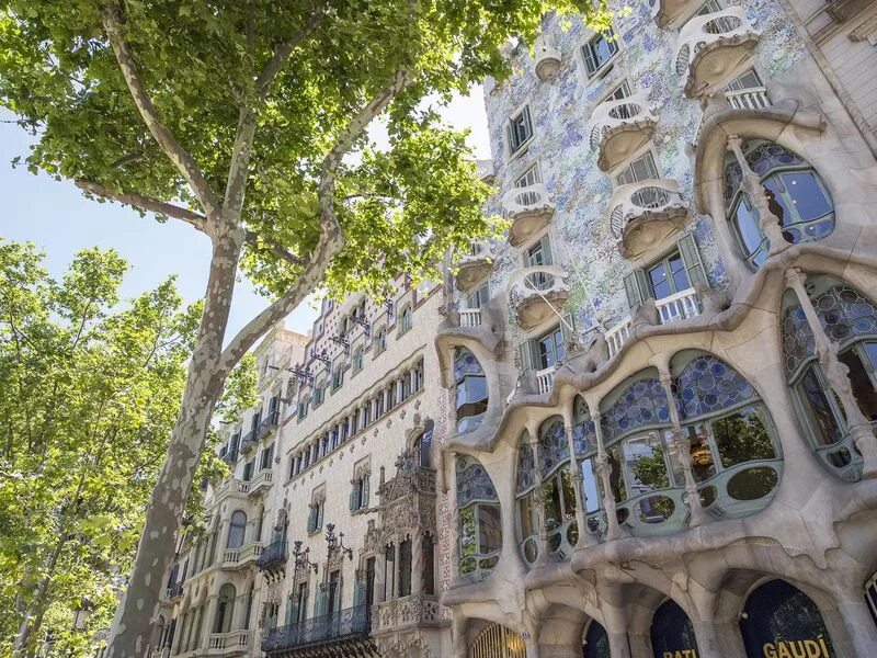 Gaudi ул мира 6а фото Незабываемая экскурсия в Барселоне (Испания) - "Барселона и модерн - Гауди и не 