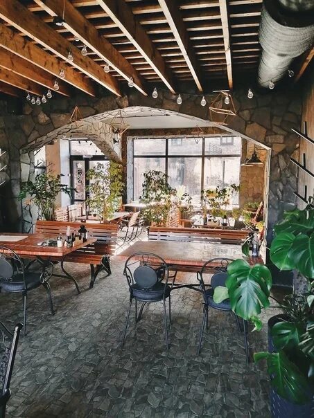 Gaudi ул мира 6а фото Первый день новой жизни Пустой зал,.. GAUDI - римская пицца в Вологде ВКонтакте