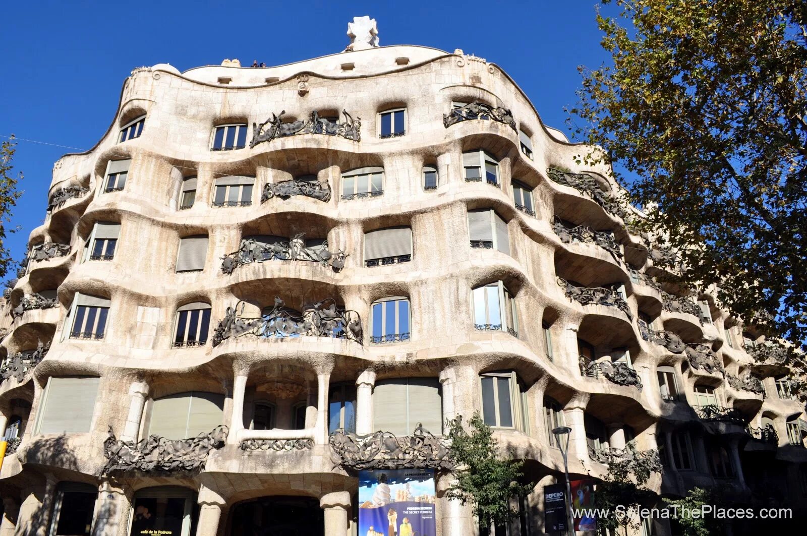 Gaudi ул мира 6а фото Каса Мила в Барселоне и другие творения Гауди