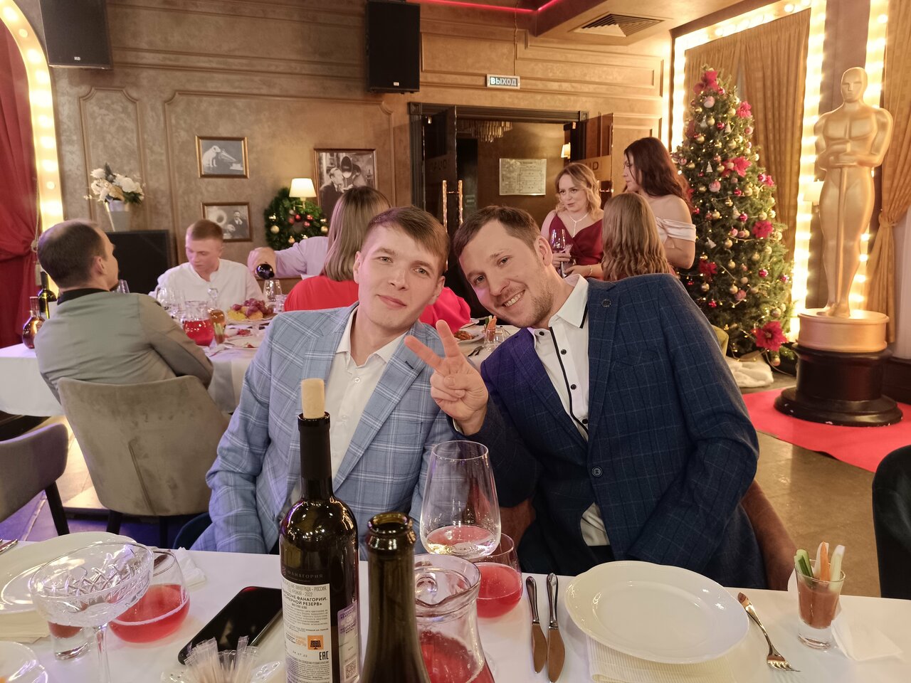 Gaudi ул володарского 103а первомайский район фото Фото: Gaudi, концертный зал, ул. Володарского, 103А, Первомайский район, Киров -