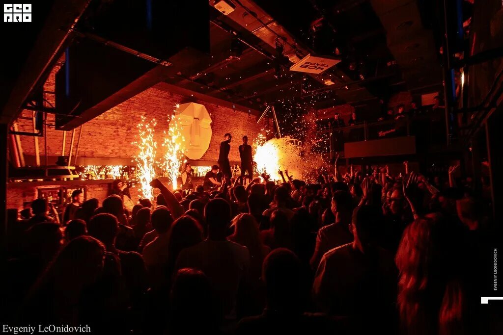 Gazirovka просп тракторостроителей 11 фото Panorama: Gazirovka, nightclub, Cheboksary, Traktorostroiteley Avenue, 11 - Yand