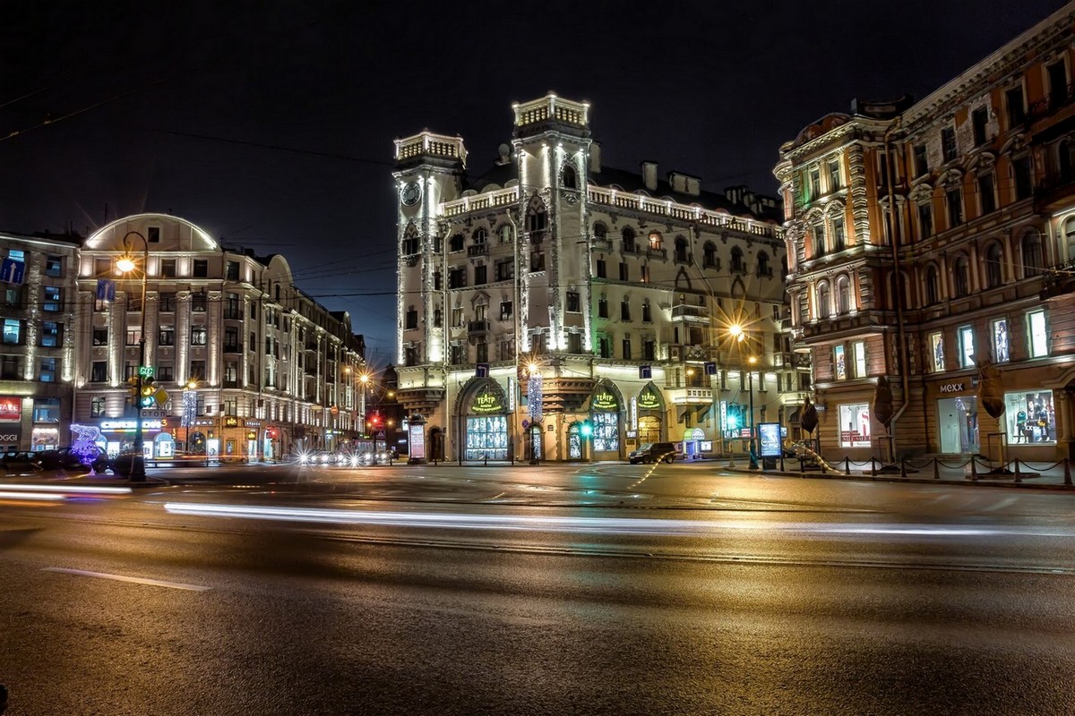 Gazovik68 площадь льва толстого 4а фото File:Театр им. А.Миронова (домик с башнями на пл. Л.Толстого) - panoramio.jpg - 