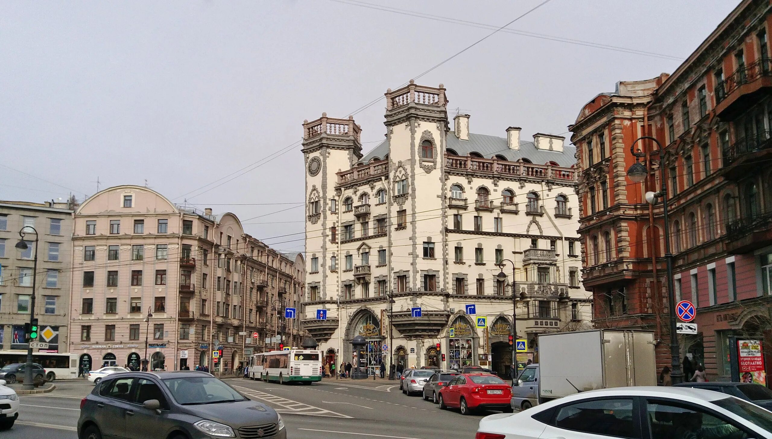 Gazovik68 площадь льва толстого 4а фото File:Площадь Льва Толстого00dif.jpg - Wikimedia Commons