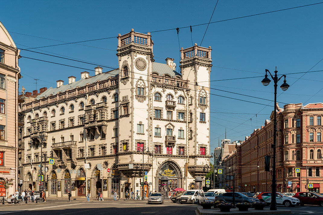 Gazovik68 площадь льва толстого 4а фото Пешком по Петербургу. Дом с башнями на площади Льва Толстого 4traveler Дзен