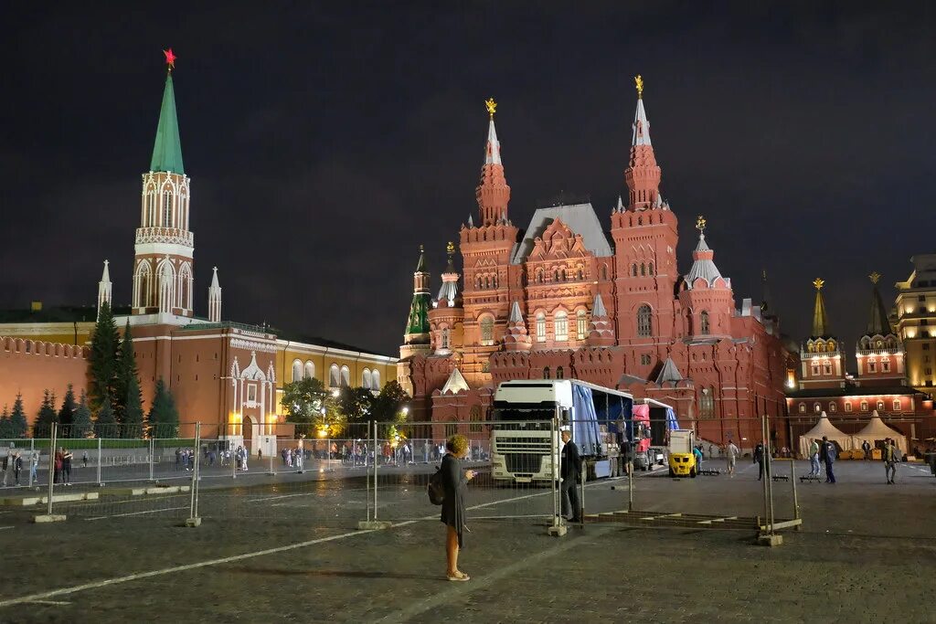 Gedonistica москва красная площадь фото XE3F4616 - Torre de San Nicolás y Museo Estatal de Histori. Flickr