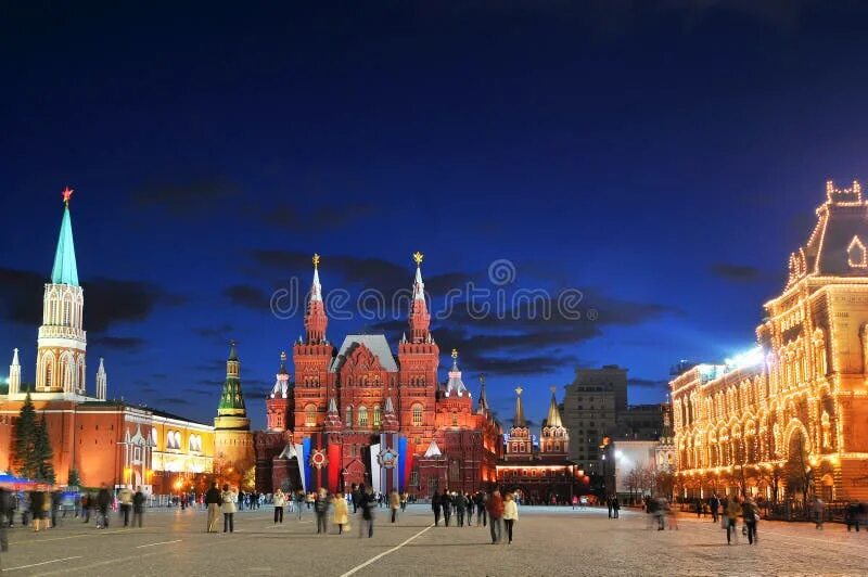 Gedonistica москва красная площадь фото Historical Museum and GUM on Red Square in Moscow, Russia Editorial Stock Image 