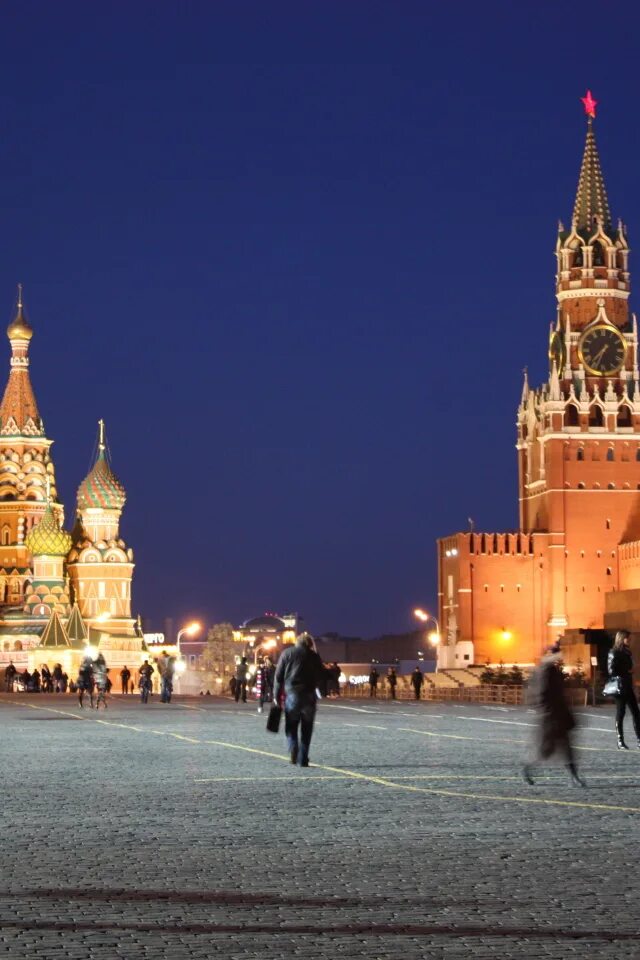 Gedonistica москва красная площадь фото The street in moscow Desktop wallpapers 640x960