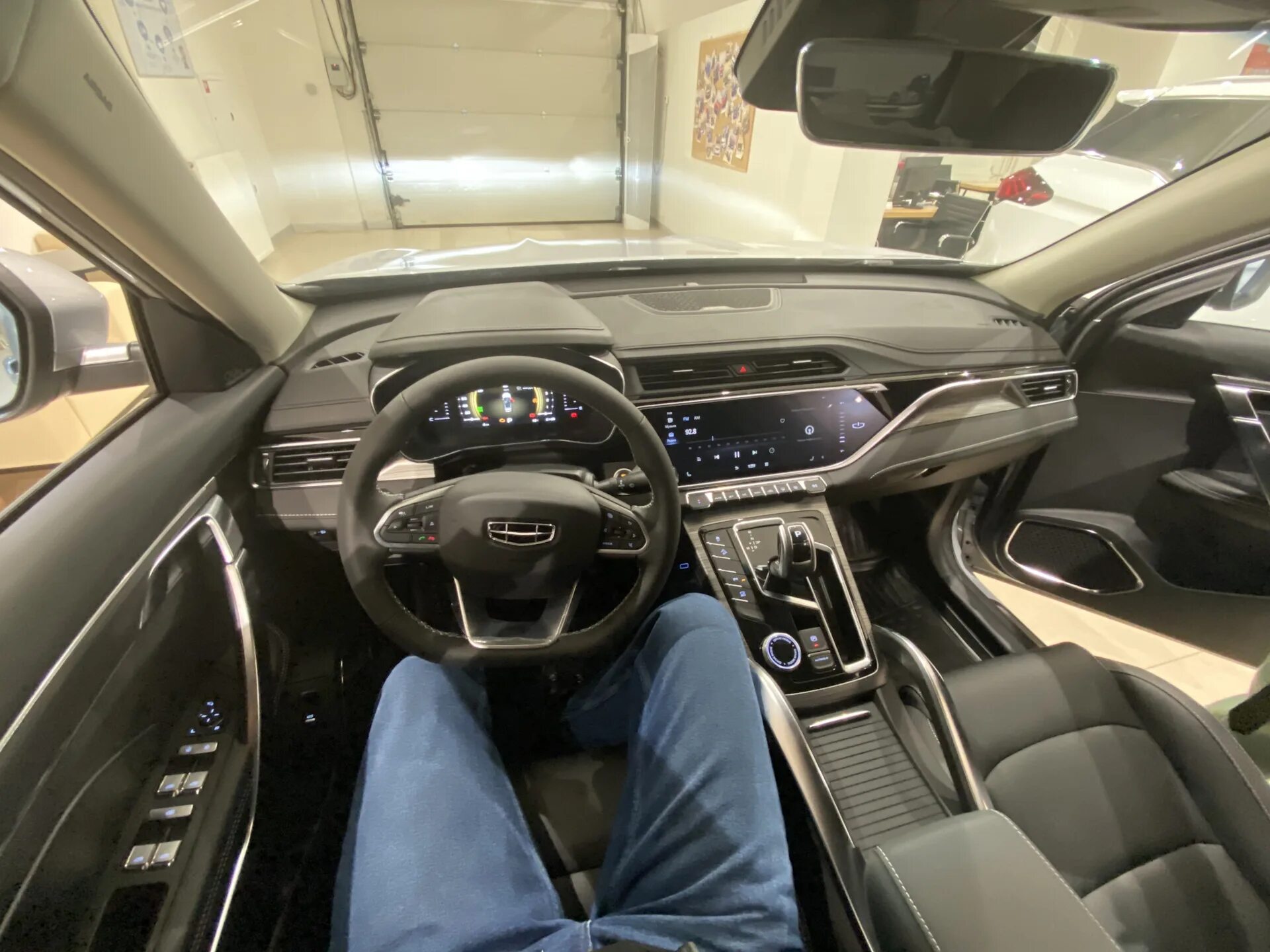 Geely atlas 2024 интерьер Что нравится и не нравится - Geely Atlas Pro, 1,5 л, 2022 года наблюдение DRIVE2