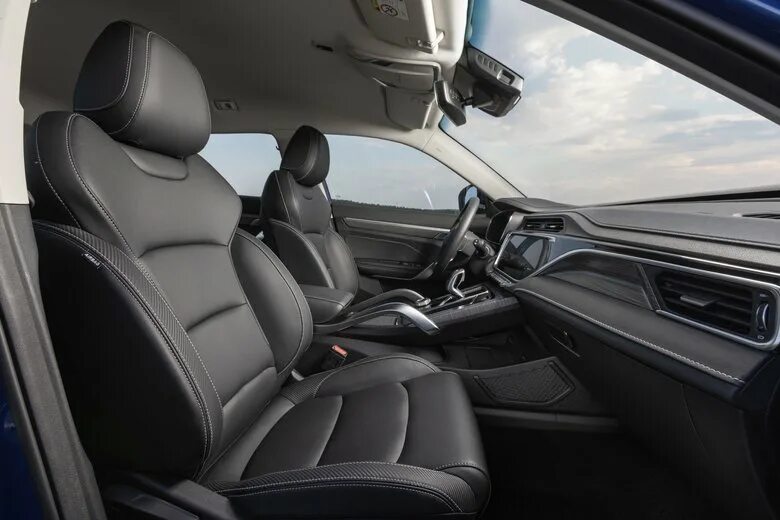 Geely atlas фото салона 48 вольт, гибрид и робот - тест-драйв Geely Atlas Pro