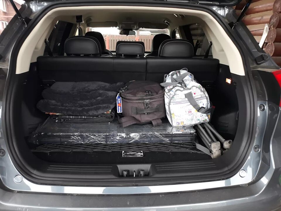 Geely atlas pro фото багажника Сгонял в Питер - Geely Atlas (1G), 2,4 л, 2018 года путешествие DRIVE2