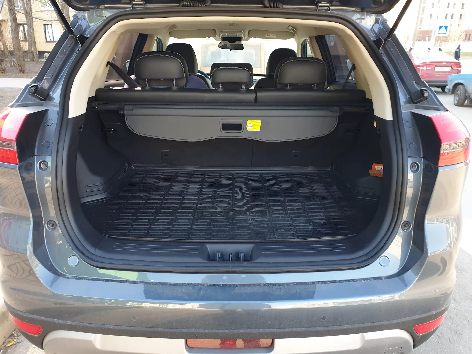 Geely atlas pro фото багажника Багажник и печаль - Geely Atlas (1G), 2,4 л, 2019 года наблюдение DRIVE2