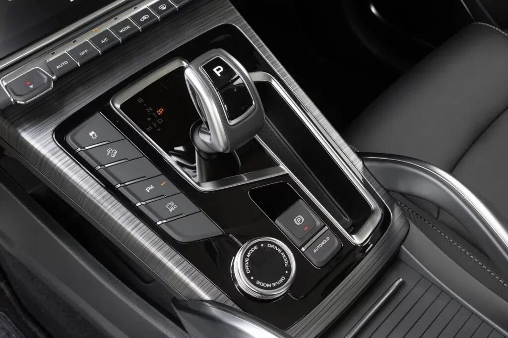 Geely atlas pro подключение телефона Купить GEELY ATLAS PRO от 2 268 990 р. в Саратове Комплектации и цены на новые а