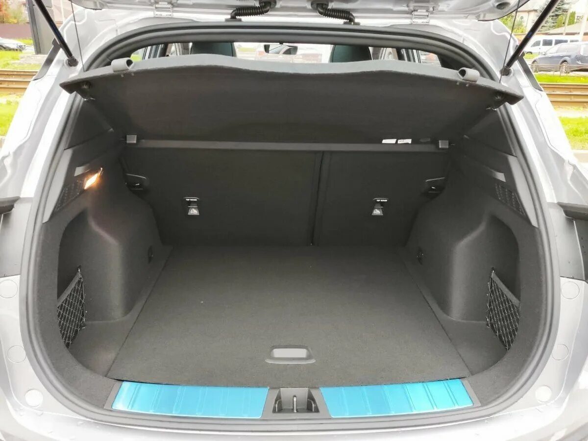 Geely coolray фото багажника Купить новый Geely Coolray I 1.5 AMT (150 л.с.) бензин робот в Санкт-Петербурге: