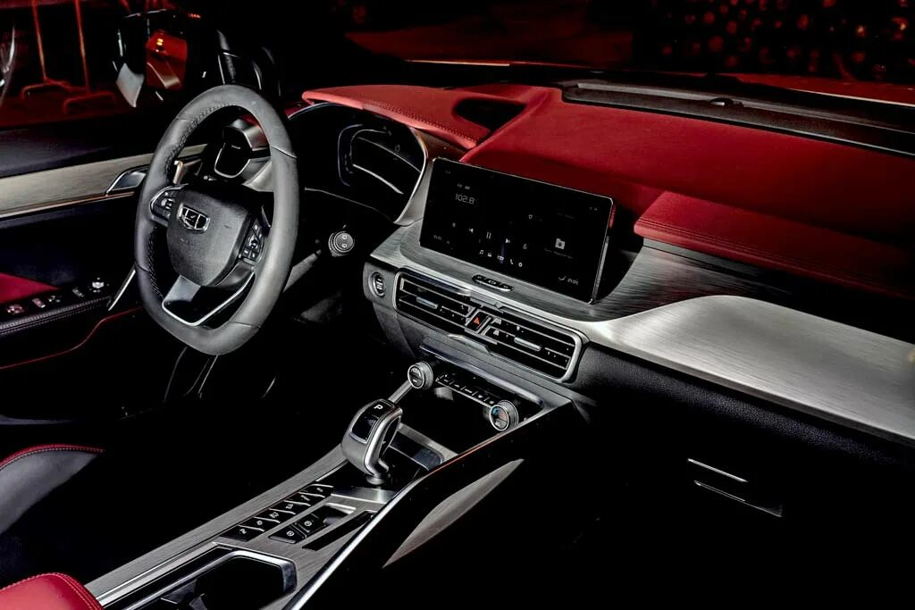 Geely coolray фото салона Джили Кулрей 2023 - цена и фото, характеристики кроссовера до рестайлинга