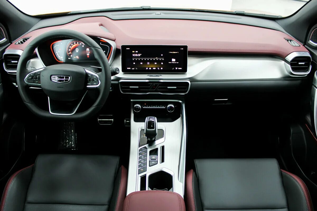 Geely coolray фото салона Купить новый Geely Coolray I 1.5 AMT (150 л.с.) бензин робот в Шахтах: белый Джи