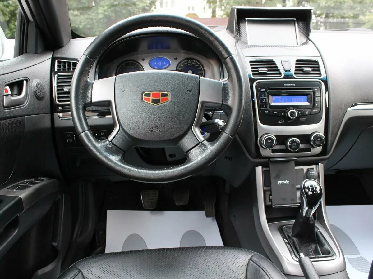 Geely emgrand 7 фото Джили эмгранд ес7 интерьер - BestChehol.ru