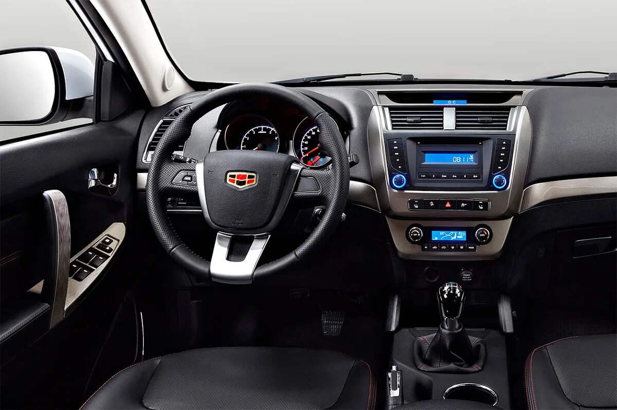 Geely emgrand 7 фото Geely Emgrand X7 после рестайлинга подорожал на 100 тысяч рублей :: Autonews