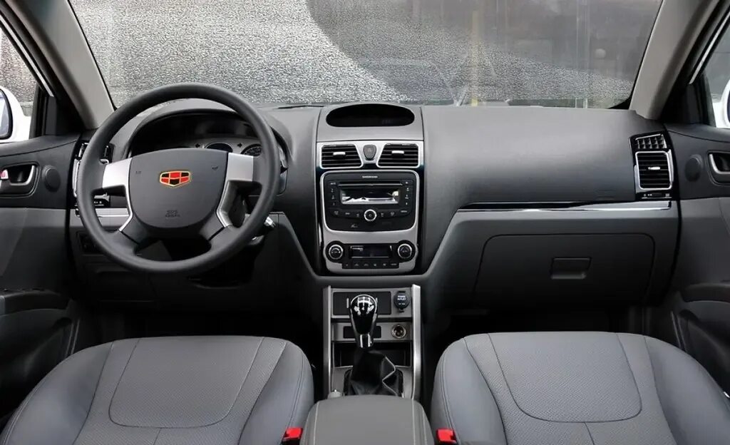 Geely фото салона Джили Эмгранд ЕС7 Фотографии. Дополнения к автомобильным отзывам.