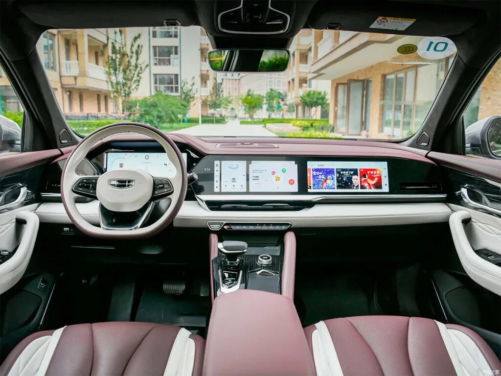 Geely manjaro фото салона Новый кроссовер Geely в России будет только полноприводным - Российская газета