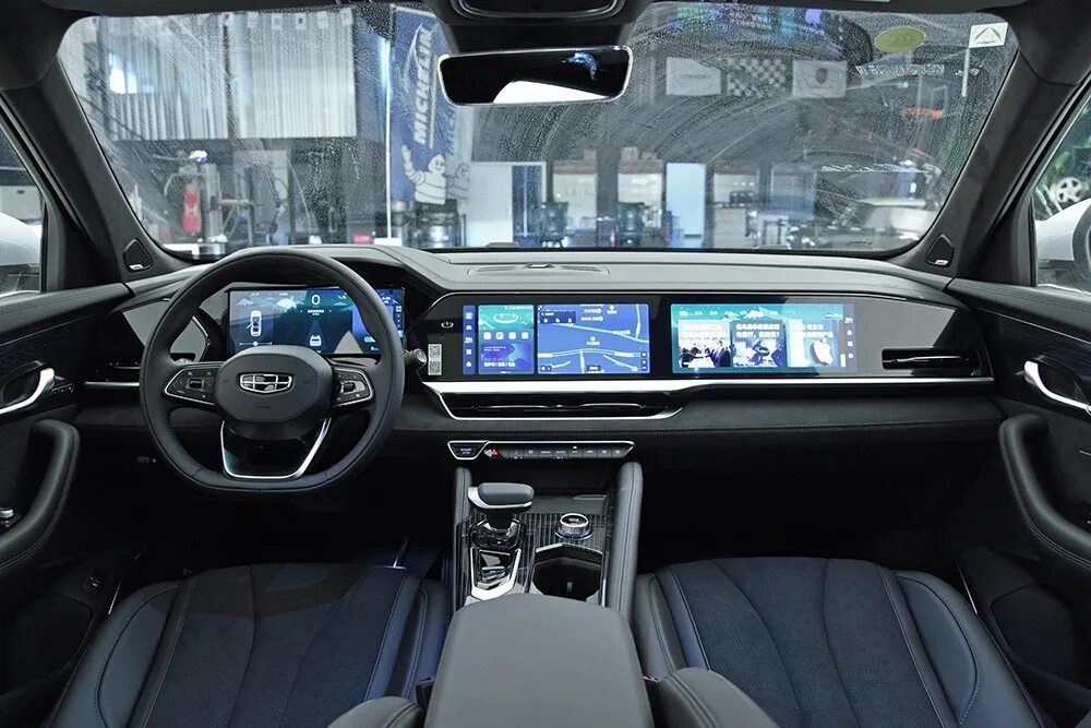 Geely monjaro 2024 интерьер Geely Monjaro в России: дилеры раскрыли дату официальных продаж "китайца" - Росс