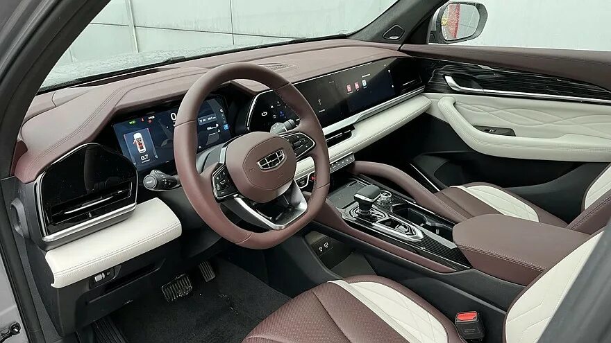 Geely monjaro фото салона Тест-драйв Geely Monjaro - КОЛЕСА.ру - автомобильный журнал