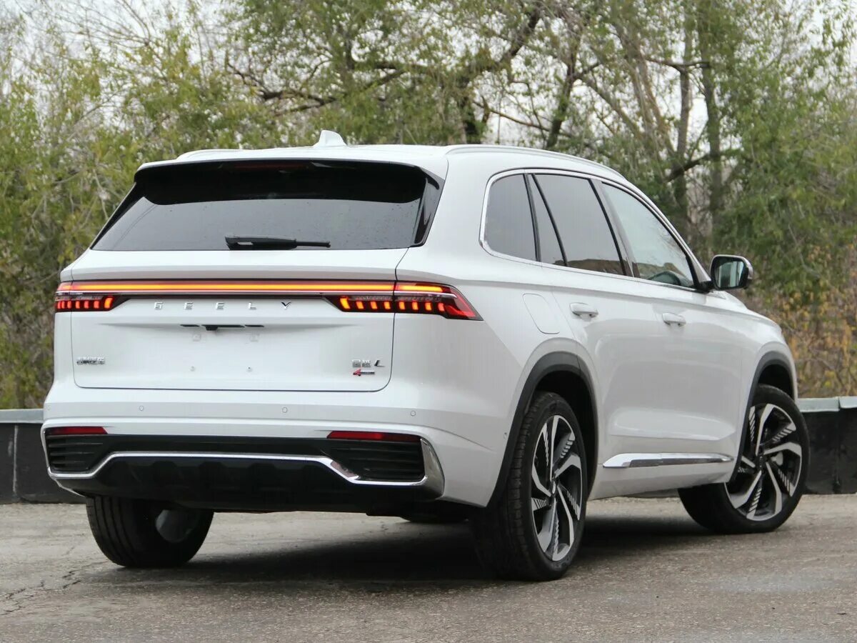 Geely monjaro тюнинг фото Купить б/у Geely Monjaro 2021-2024 2.0 AT (238 л.с.) 4WD бензин автомат в Самаре