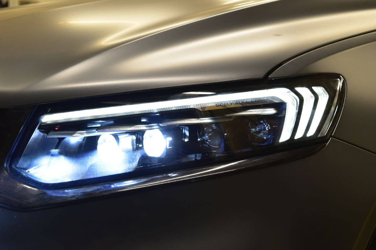 Geely tugella тюнинг фар Модернизация фар Geely Tugella в Москве. Установка Bi Led модулей от Light Studi