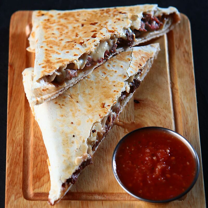 Gellert ново садовая ул 349б фото Как заказать обед Beef Буррито Самара Gellert Bar- доставка