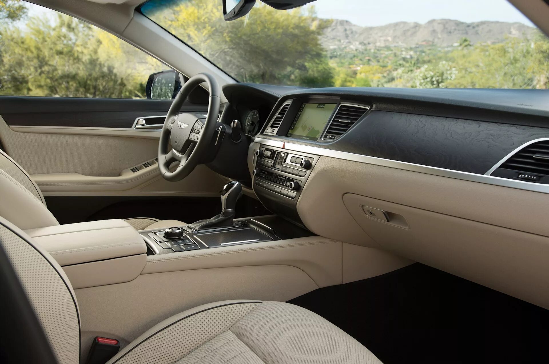 Genesis фото салона Тест-драйв: Фиксируем минимум изменений в обновлённом седане Kia Optima - DRIVE2