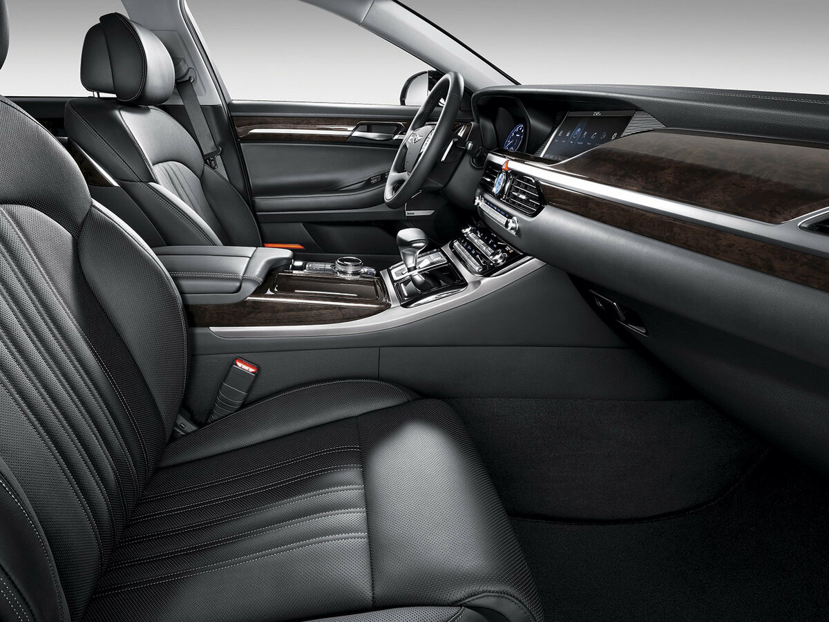 Genesis фото салона Купить новый Genesis G90 I 5.0 AT (413 л.с.) 4WD бензин автомат в Химках: белый 