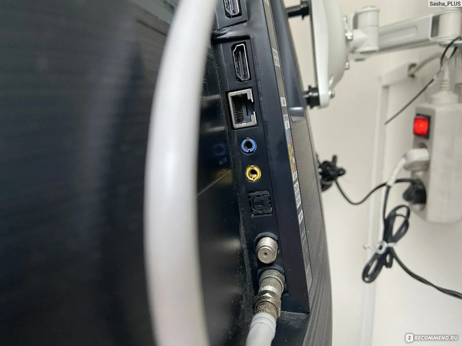 Genesis приставка как подключить Игровая приставка RETRO GENESIS Mix (8+16Bit) + 470 игр (AV кабель, 2 проводных 