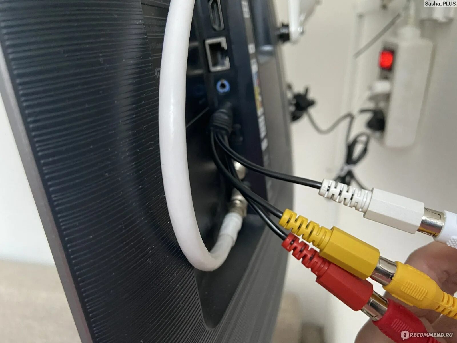 Genesis приставка как подключить Игровая приставка RETRO GENESIS Mix (8+16Bit) + 470 игр (AV кабель, 2 проводных 