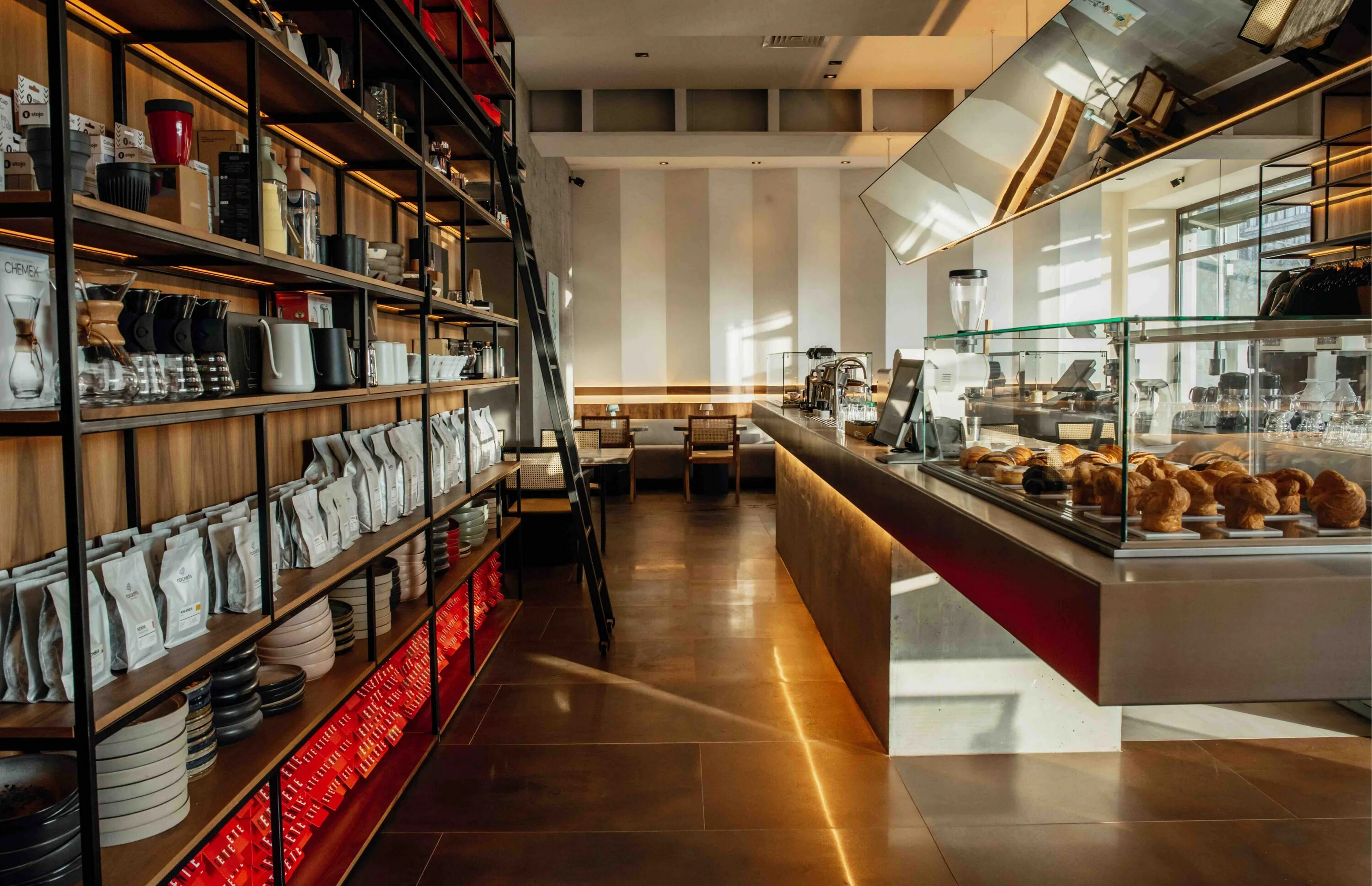 Gentle тверской бул 3 фото В Москве открылось Gentle Cafe - новый проект Сысоева и Оганезова РБК Стиль