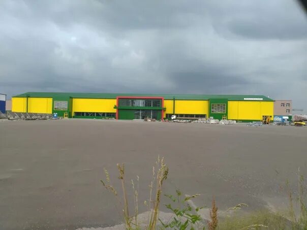 Geoзавод ул василия жуковского 11а киров фото Торговый центр (проектное название ТЦ "Завод") на ул. Василия Жуковского, 11а го